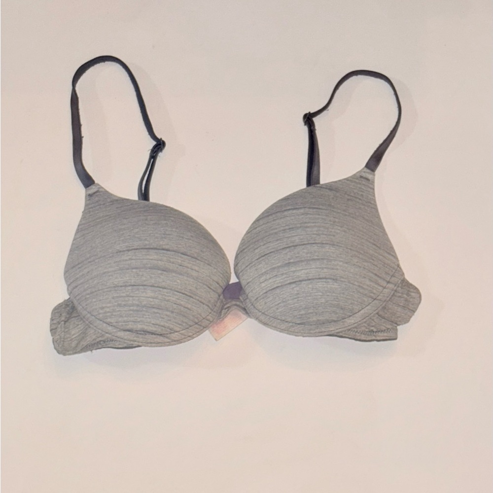 PINK Victoria's Secret Gray and Pink Push-Up Bra - Picture 1 of 8